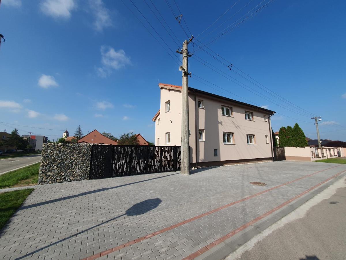Penzion Frenat Kuty Экстерьер фото